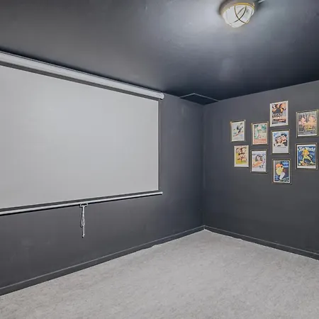 Maison Lingo - Salle Cinema, Trampoline, Bbq