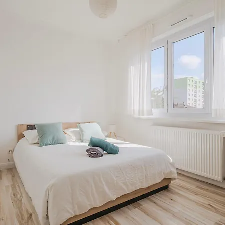 Maison Lingo - Salle Cinema, Trampoline, Bbq