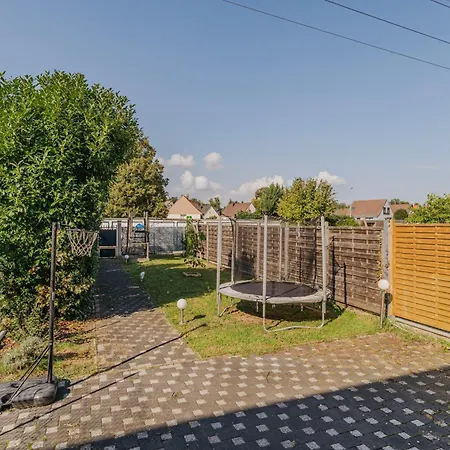 Maison Lingo - Salle Cinema, Trampoline, Bbq