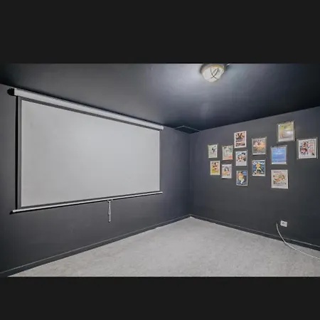 Maison Avec Salle Cinema, Terrasse, Jardin, Trampoline & Bbq Proche * Strasbourg