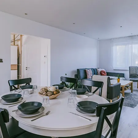 Semesterbostad Maison Avec Salle Cinema, Terrasse, Jardin, Trampoline & Bbq Proche Strasbourg