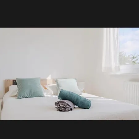 Maison Avec Salle Cinema, Terrasse, Jardin, Trampoline & Bbq Proche *