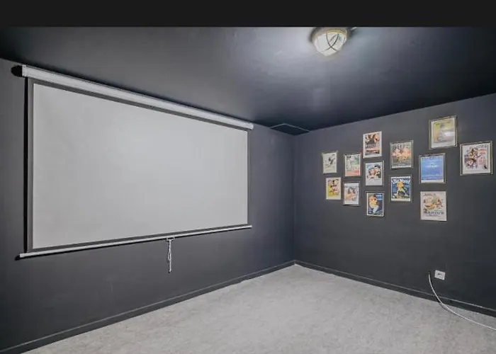 Maison Avec Salle Cinema, Terrasse, Jardin, Trampoline & Bbq Proche * Strasbourg