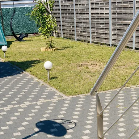 Maison Avec Salle Cinema, Terrasse, Jardin, Trampoline & Bbq Proche * Straatsburg