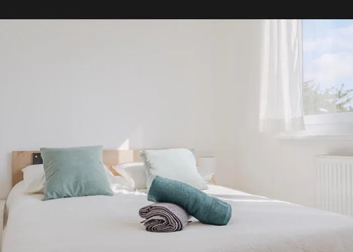 Maison Avec Salle Cinema, Terrasse, Jardin, Trampoline & Bbq Proche *